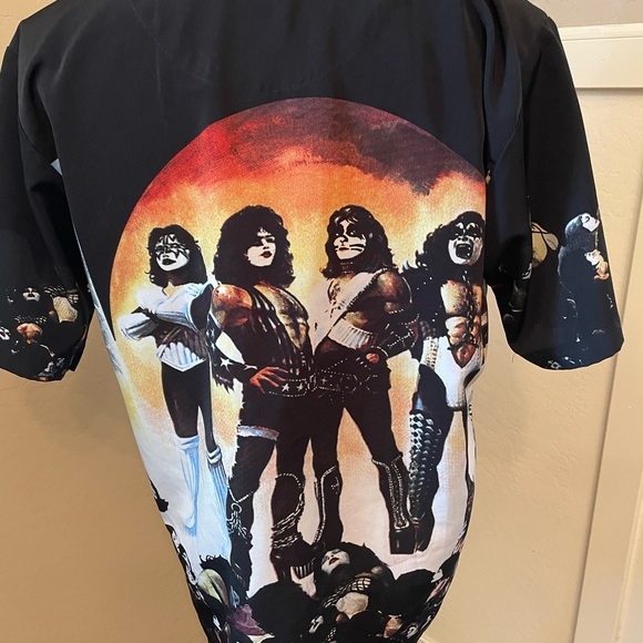 Kiss love gun dragonfly shirt size medium - Picture 3 of 5